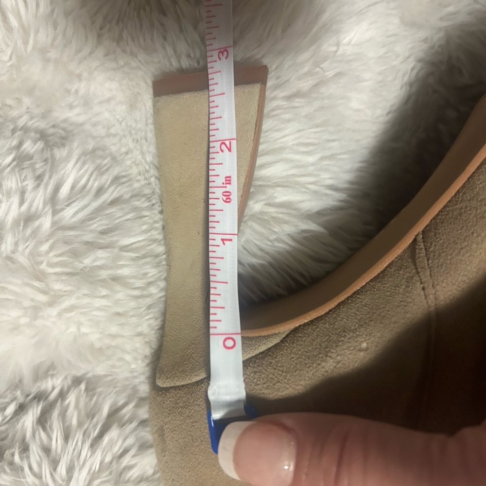 Vince Camuto suede 7 1/2 beautiful boots - Picture 5 of 5